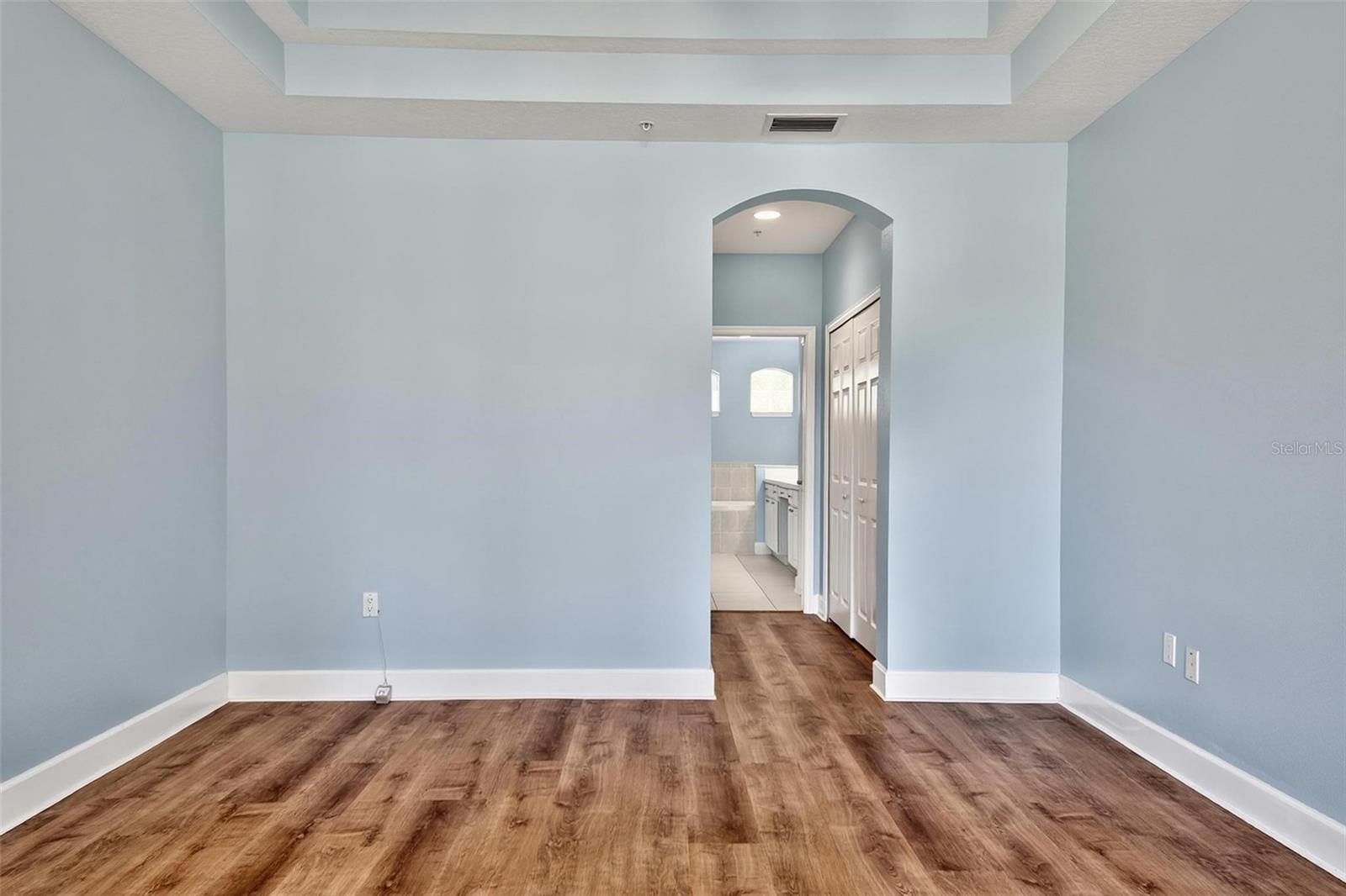 200 Riverfront Dr #d103 Property Photo 13