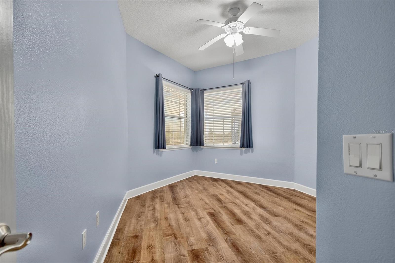 200 Riverfront Dr #d103 Property Photo 42