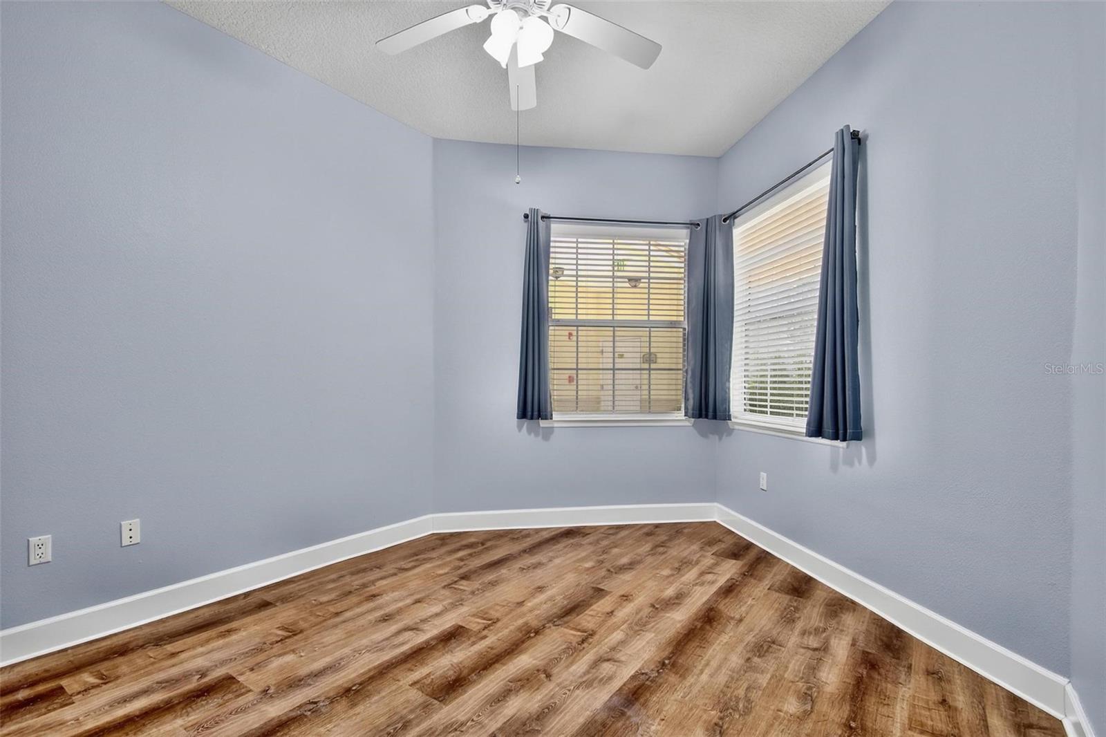 200 Riverfront Dr #d103 Property Photo 43