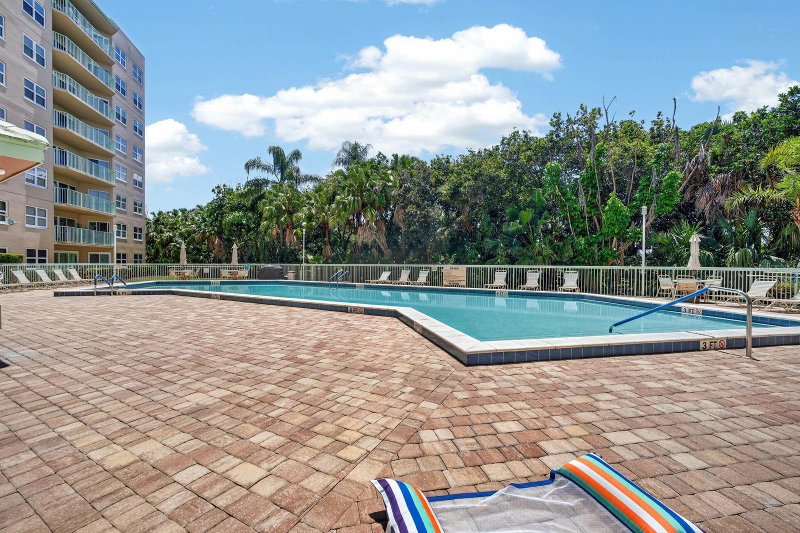 4 Oceans West Blvd #207a Property Photo 33