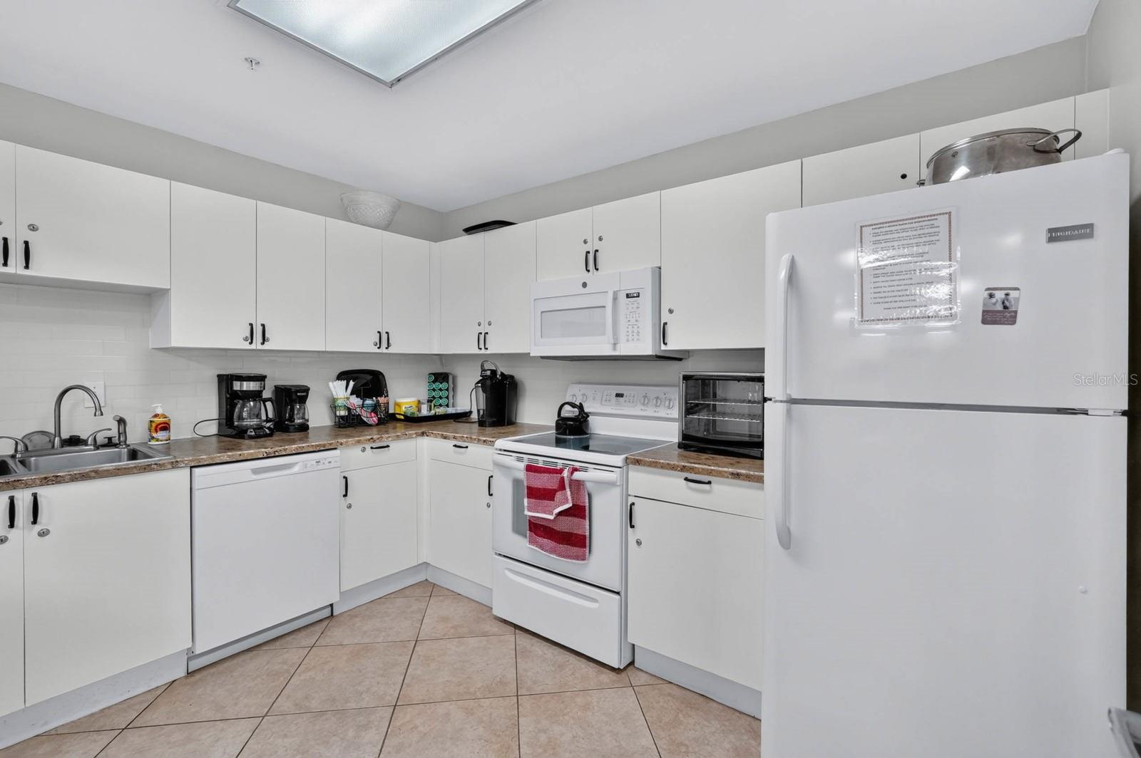 4 Oceans West Blvd #207a Property Photo 48