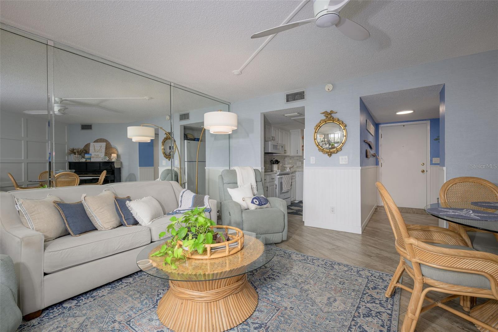 3580 S Ocean Shore Blvd #910 Property Photo 8