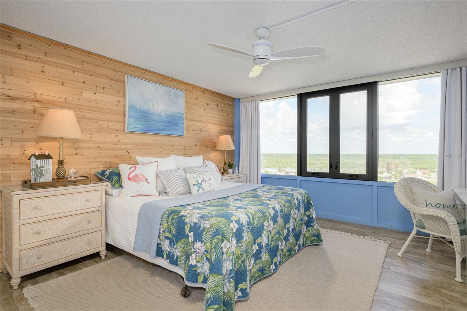 3580 S Ocean Shore Blvd #910 Property Photo 17