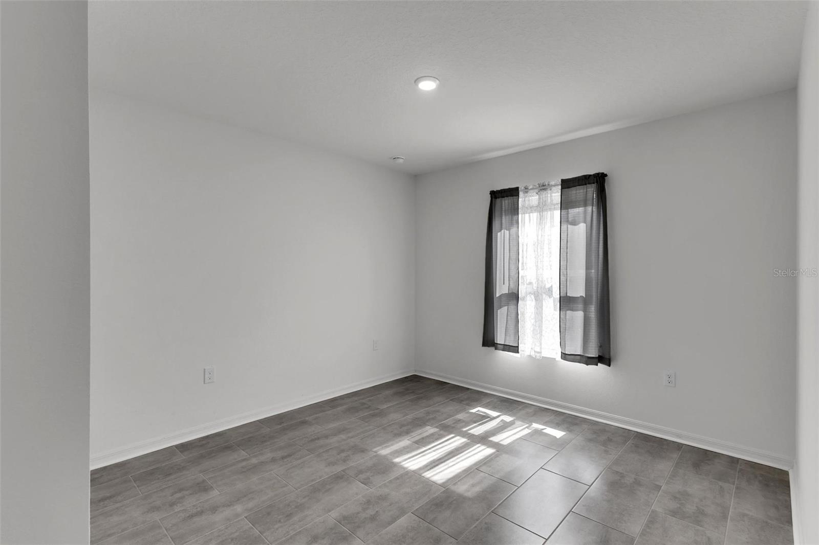 22 Round Tree Dr Property Photo 20