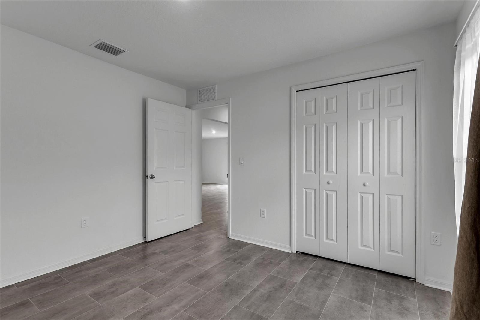 22 Round Tree Dr Property Photo 25