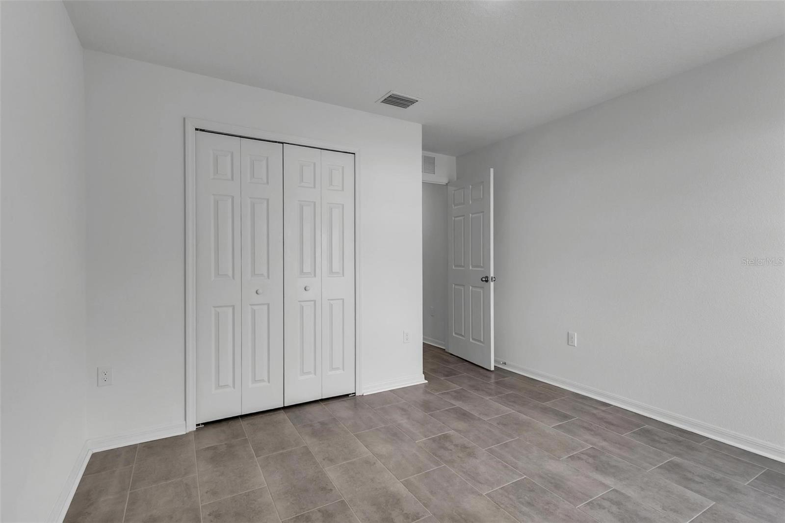 22 Round Tree Dr Property Photo 29