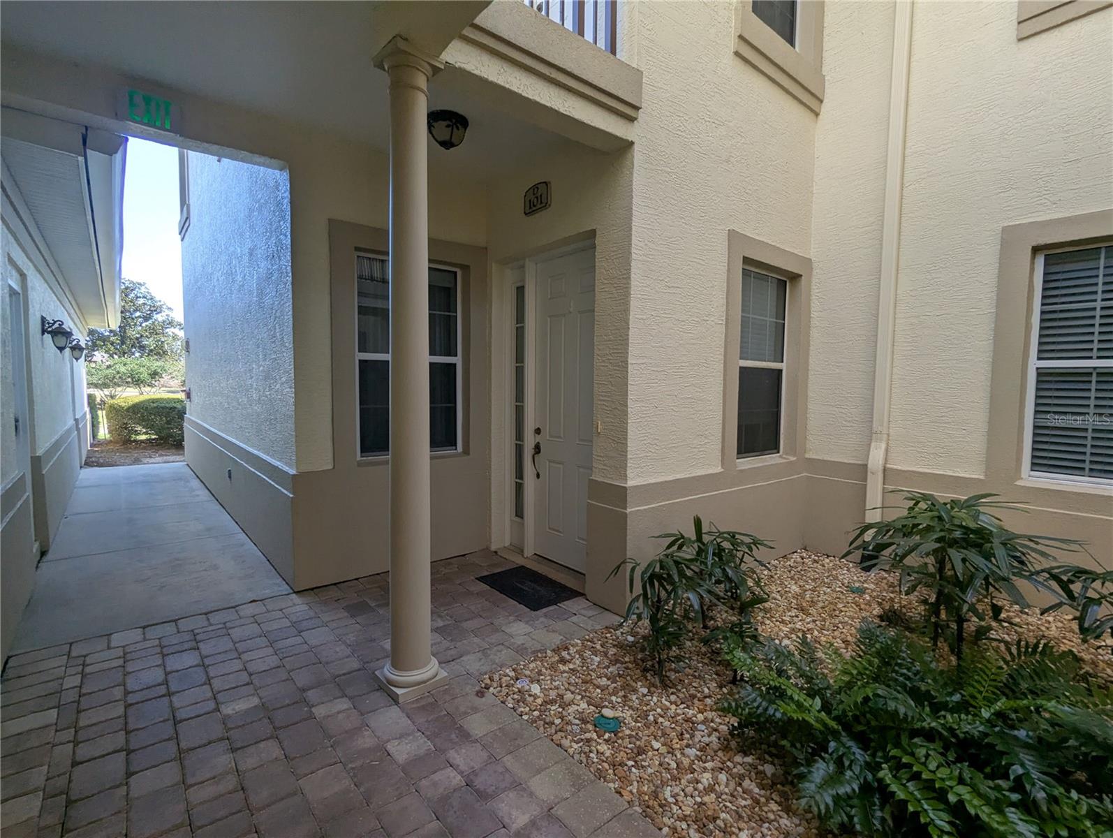 200 RIVERFRONT DR #D101 Property Photo 1