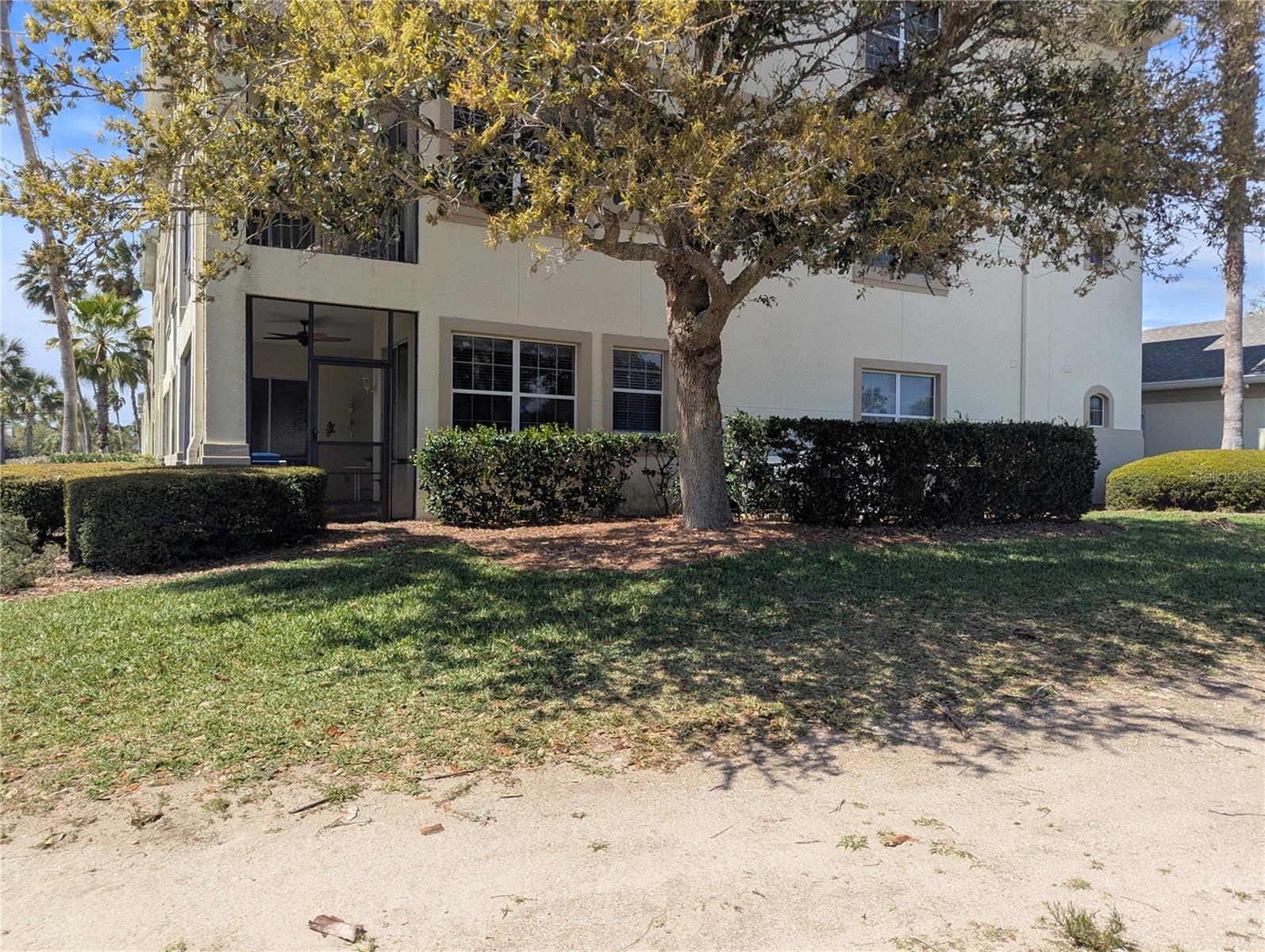 200 Riverfront Dr #d101 Property Photo 2