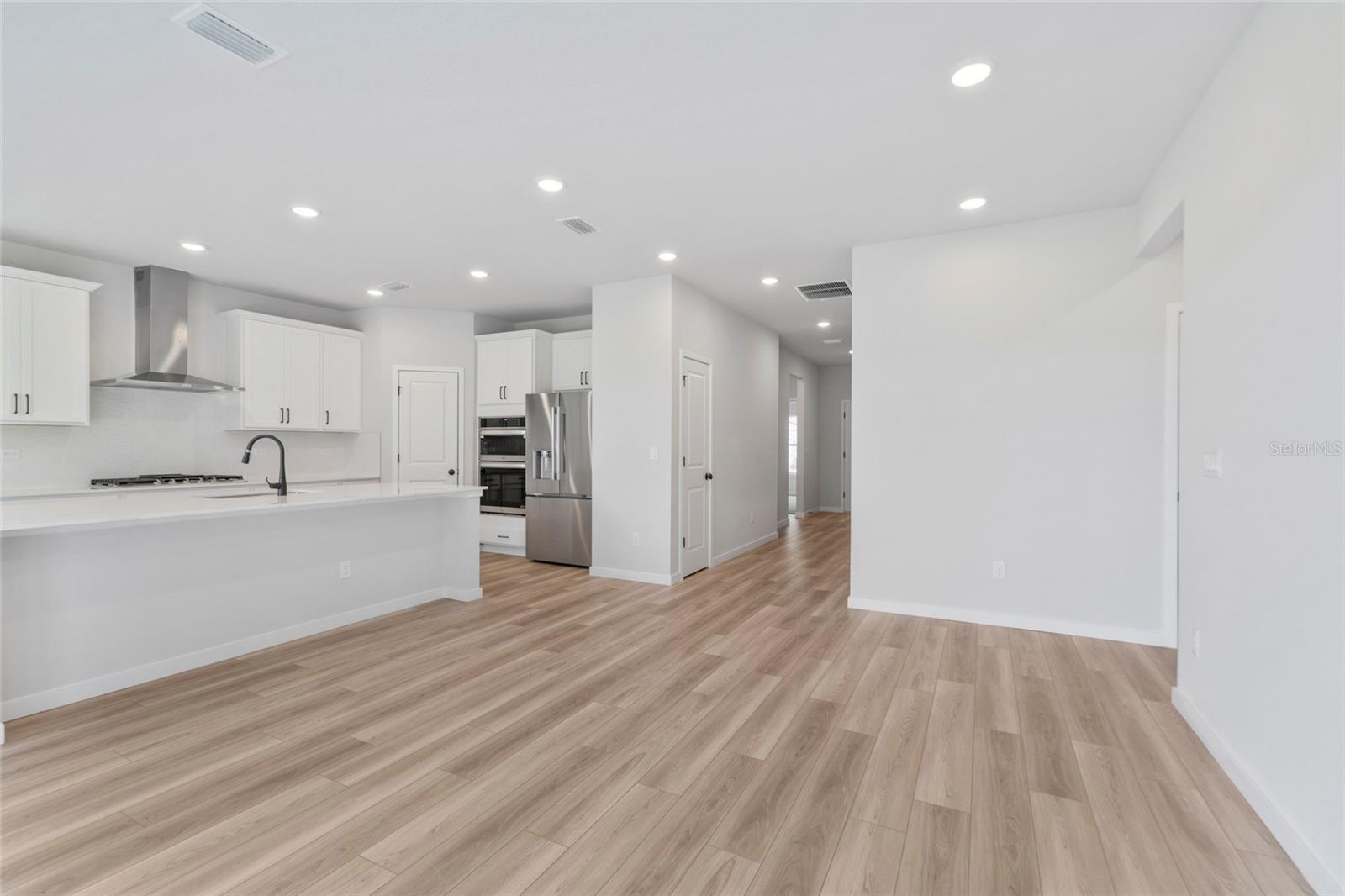 32 Perseus Ave Property Photo 8