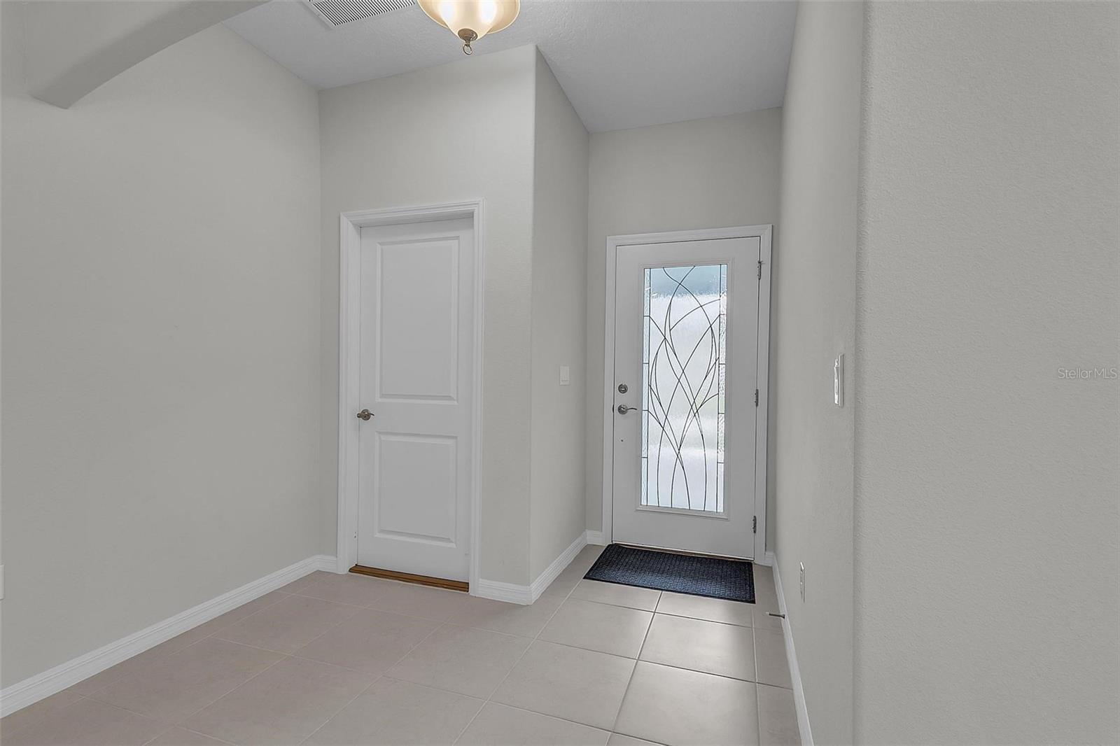 63 President Ln Property Photo 6