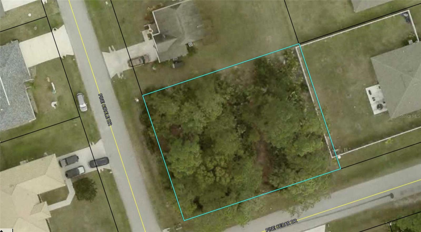 113 Pine Circle Dr Property Photo 1
