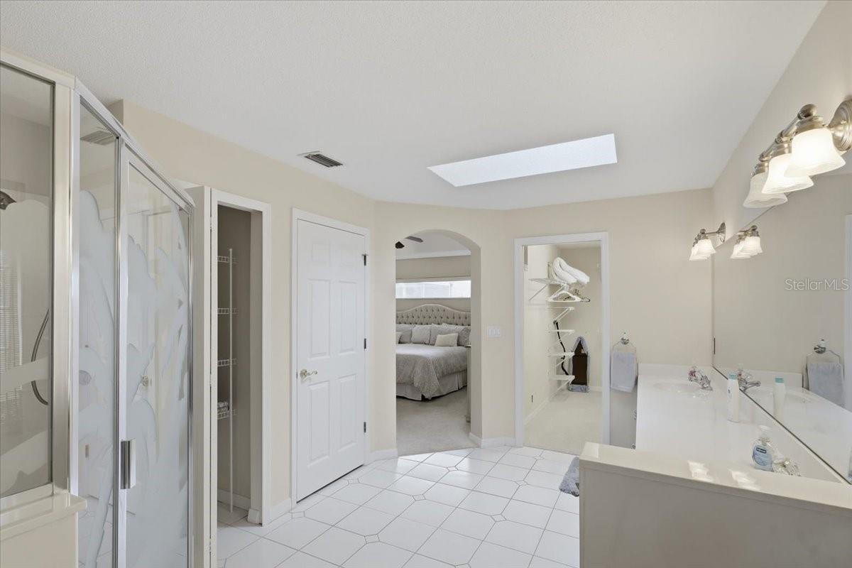 36 Cloverdale Ct N Property Photo 27
