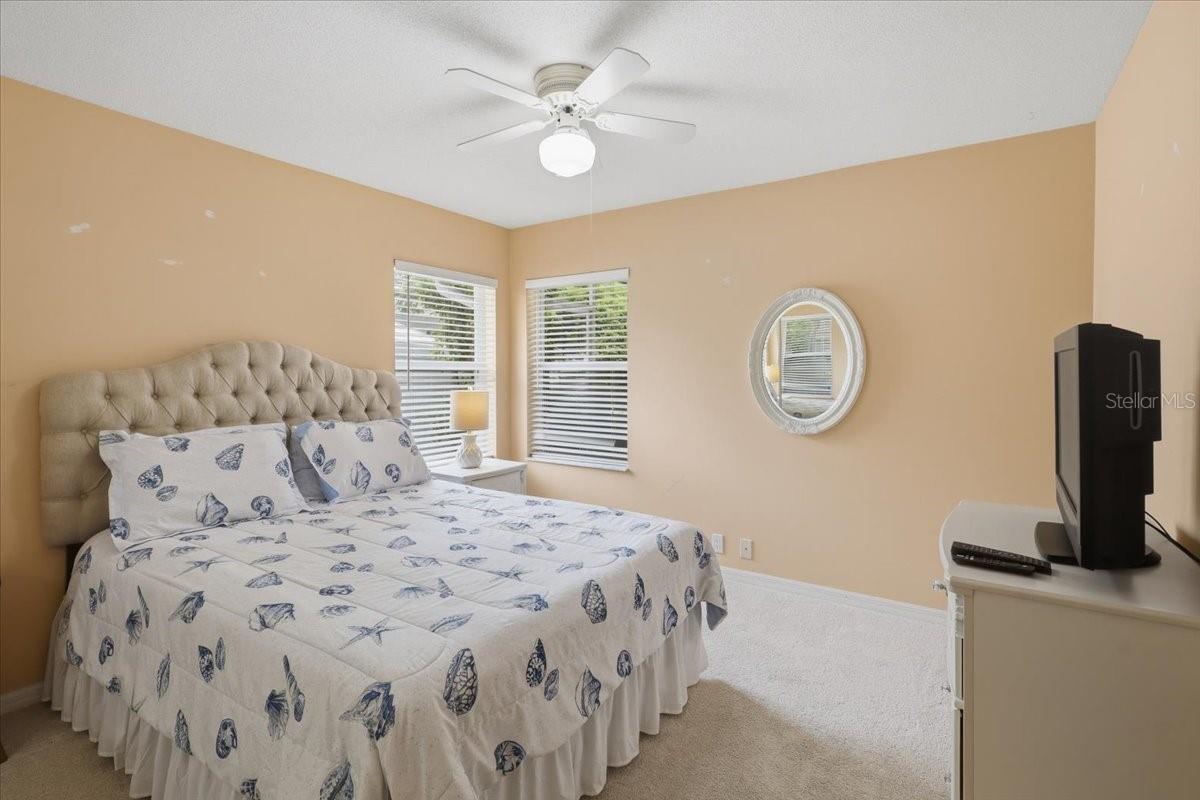 36 Cloverdale Ct N Property Photo 28