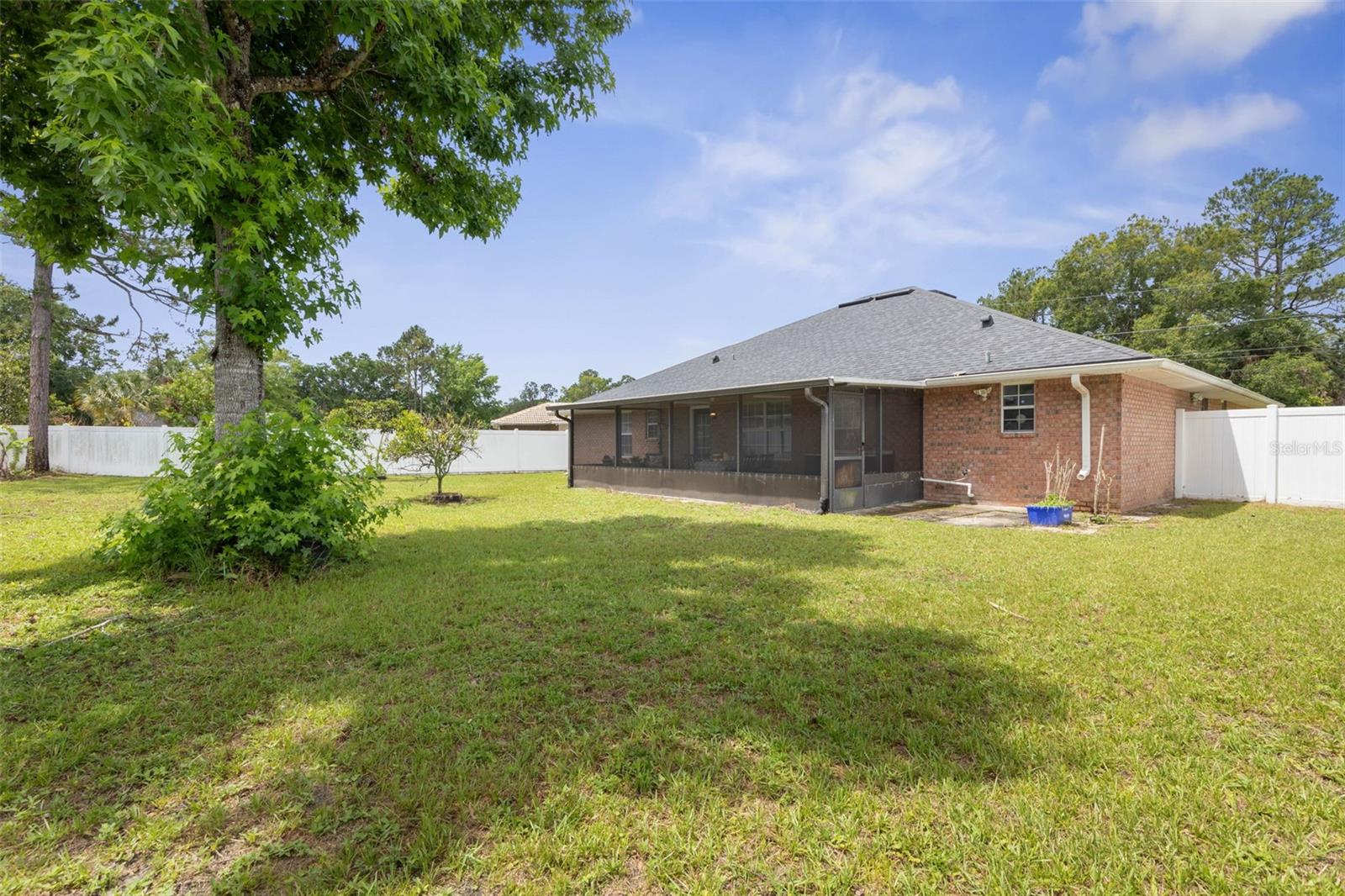 25 Pillory Ln Property Photo 7