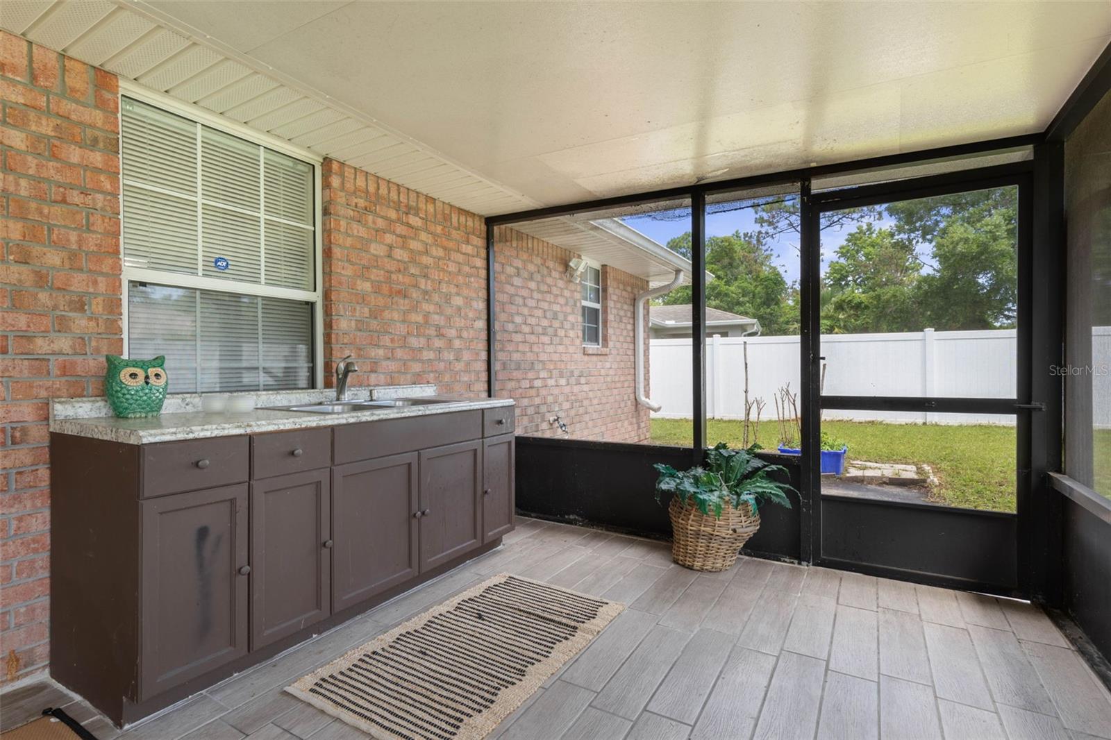 25 Pillory Ln Property Photo 32