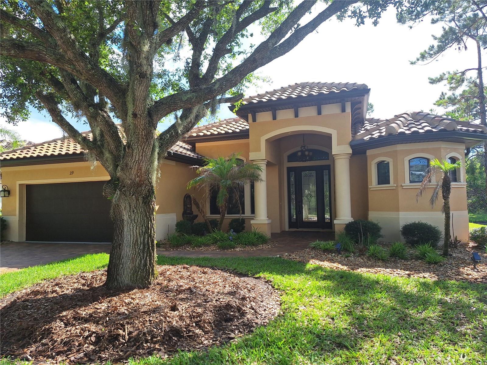 29 N Lakewalk Dr Property Photo 2