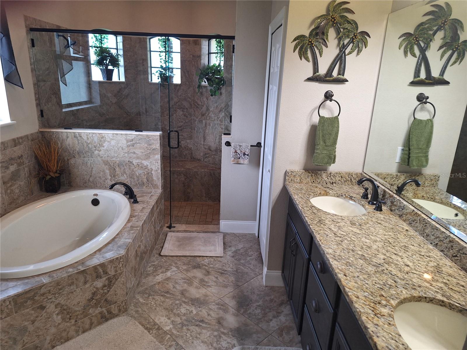 29 N Lakewalk Dr Property Photo 22