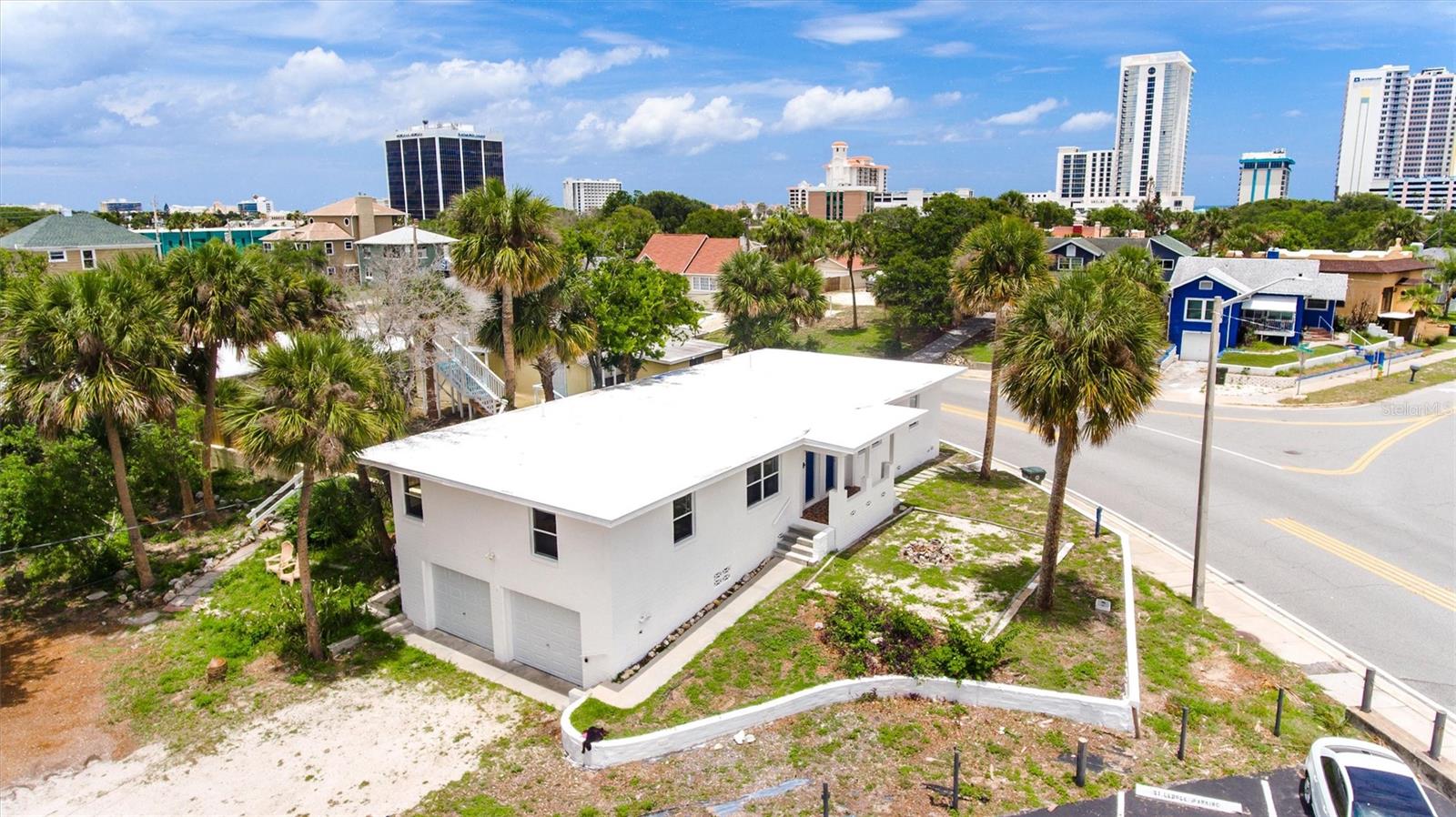 419 N PENINSULA DR