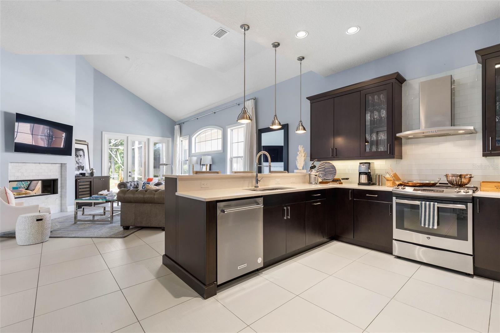 16 Marbella Ct Property Photo 4