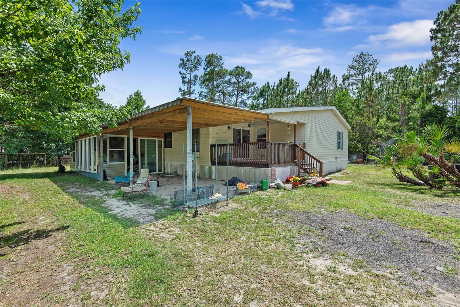 2094 Elder St Property Photo 1