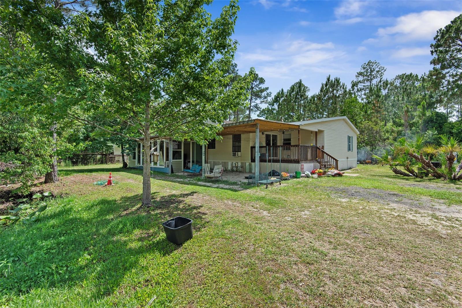 2094 Elder St Property Photo 3