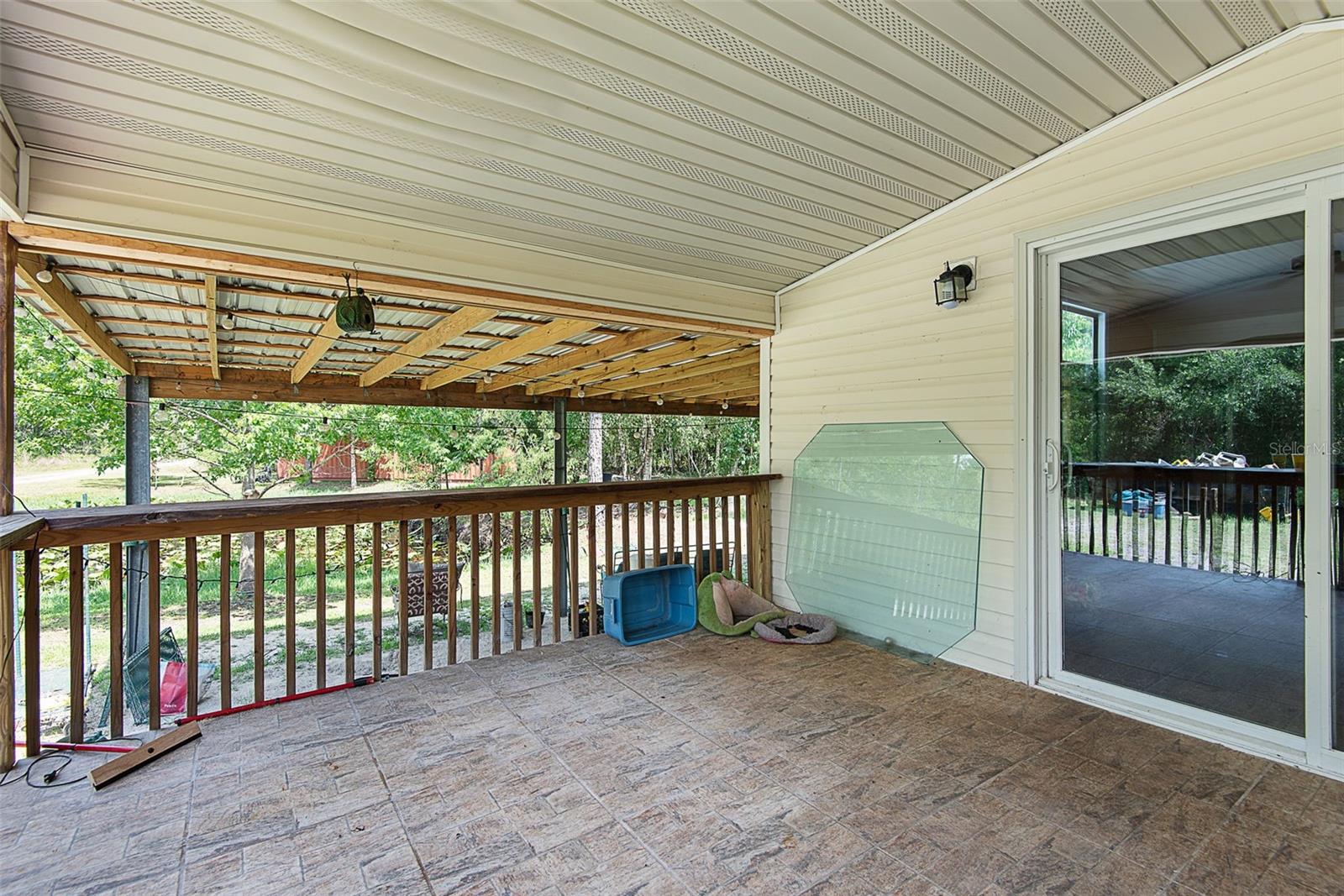 2094 Elder St Property Photo 6