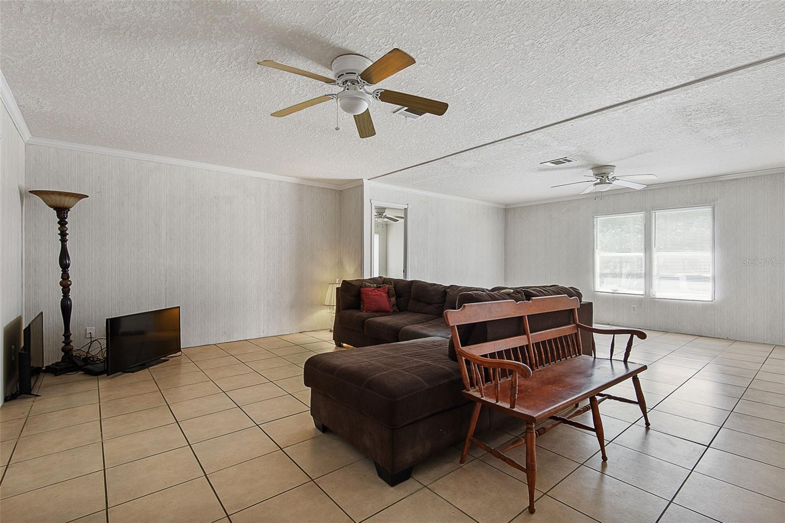2094 Elder St Property Photo 10