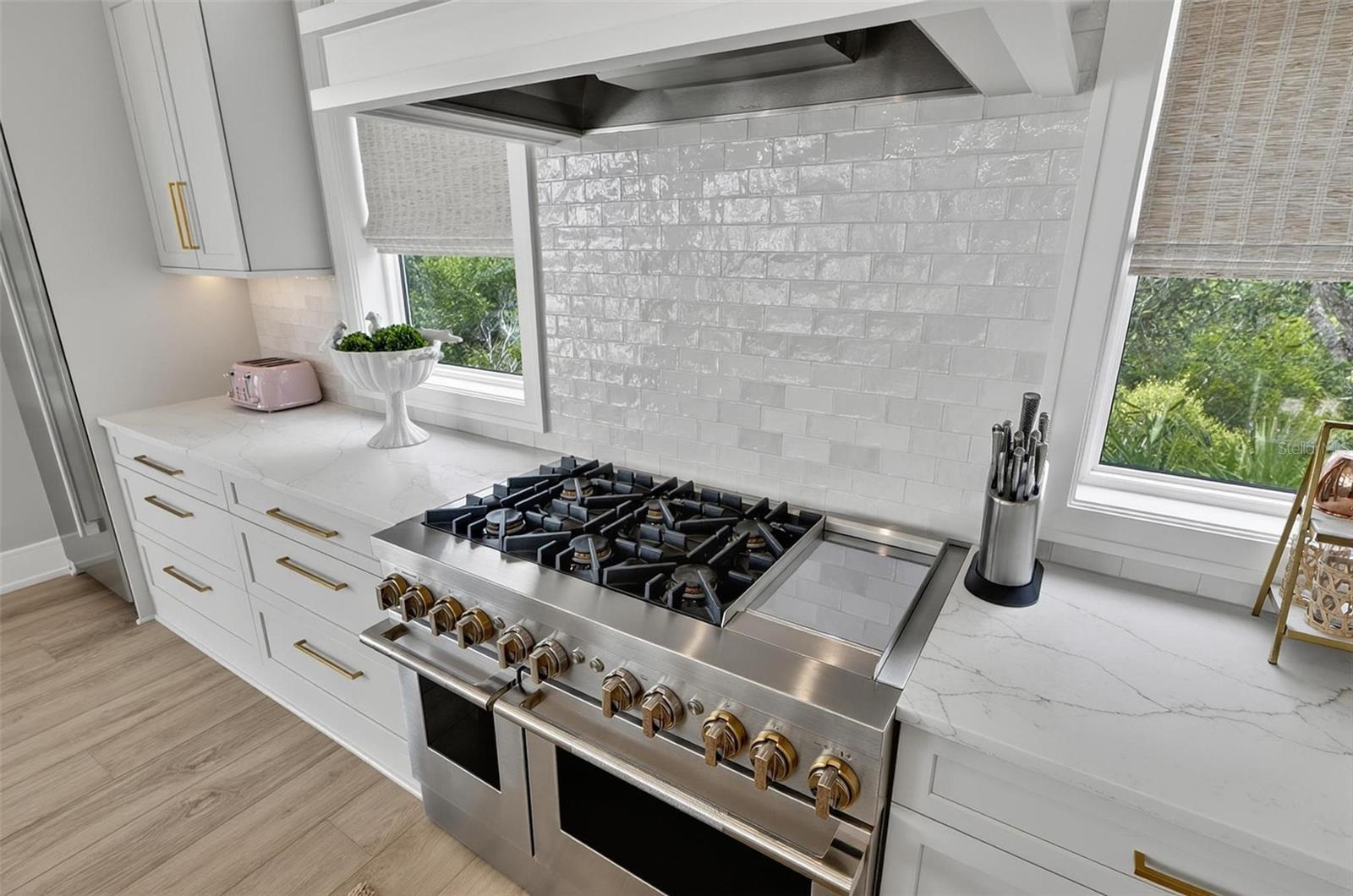 8065 A1a S Property Photo 19