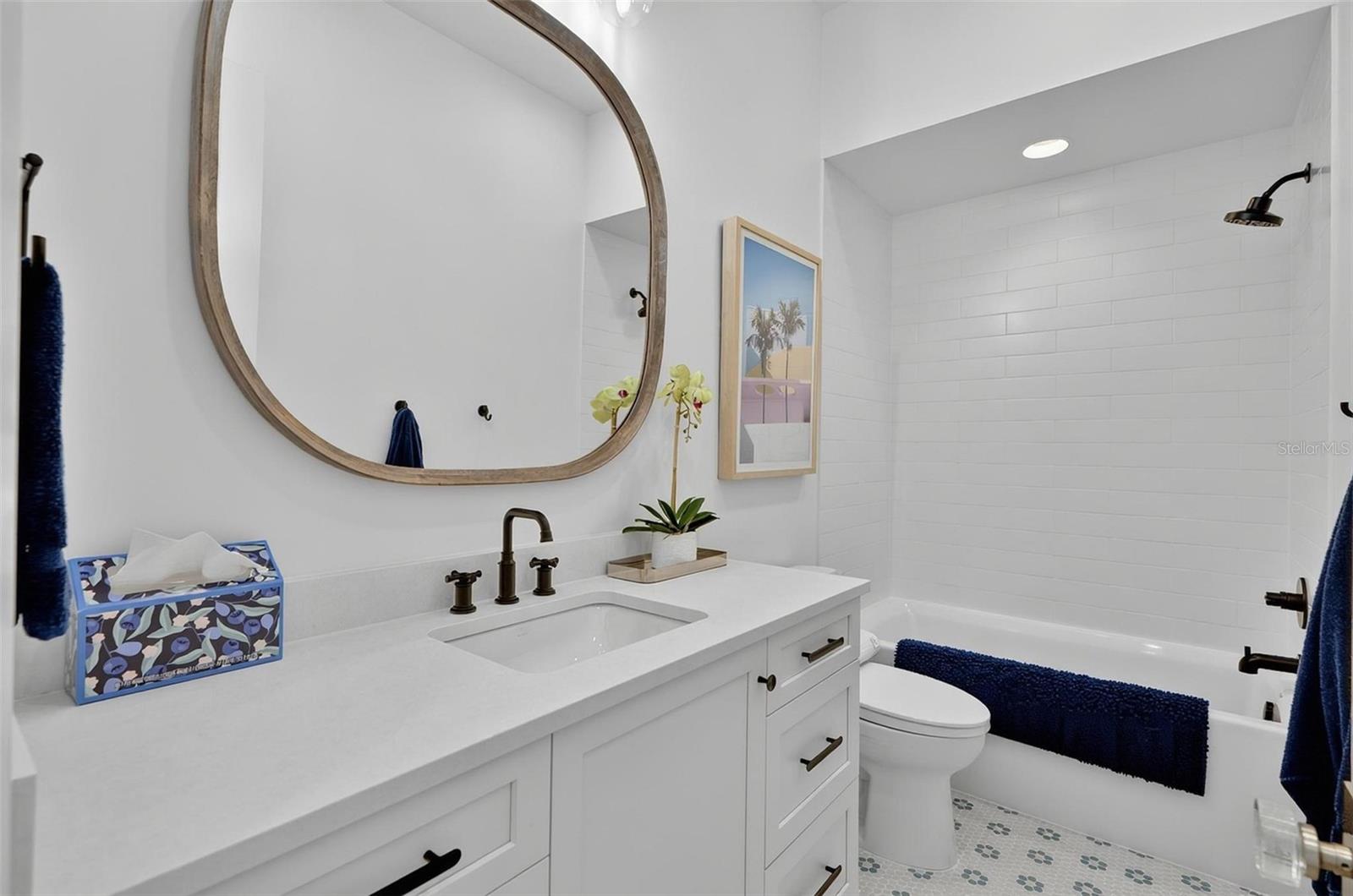 8065 A1a S Property Photo 41