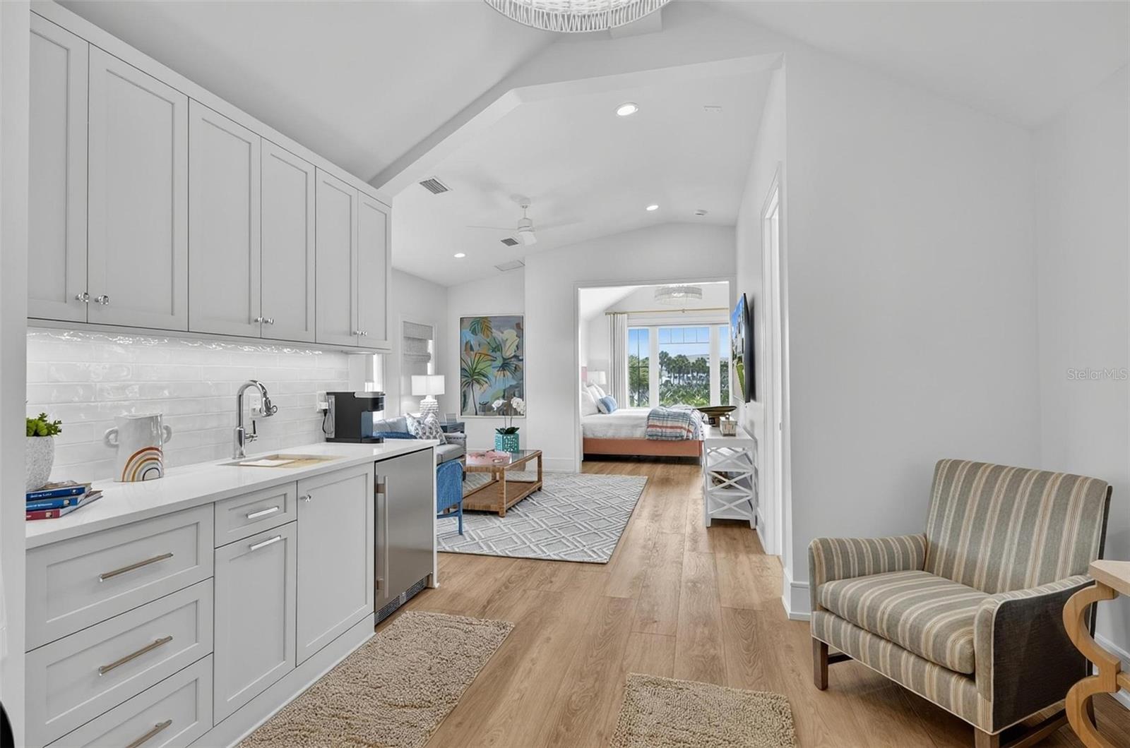 8065 A1a S Property Photo 45