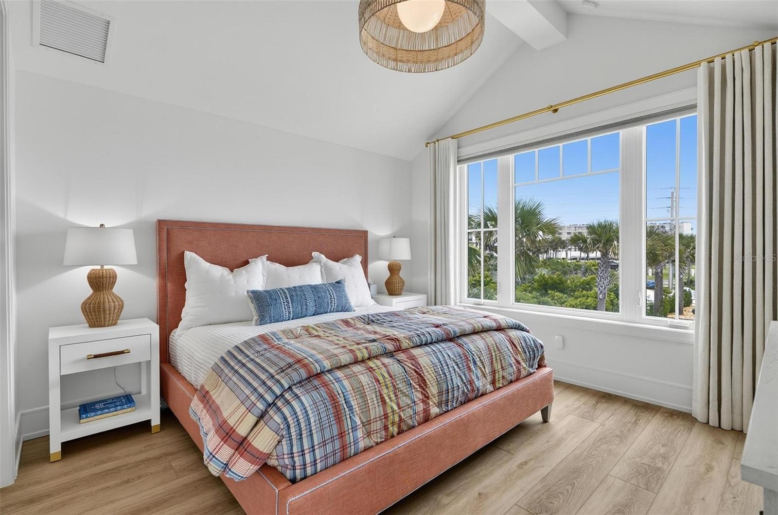 8065 A1a S Property Photo 47