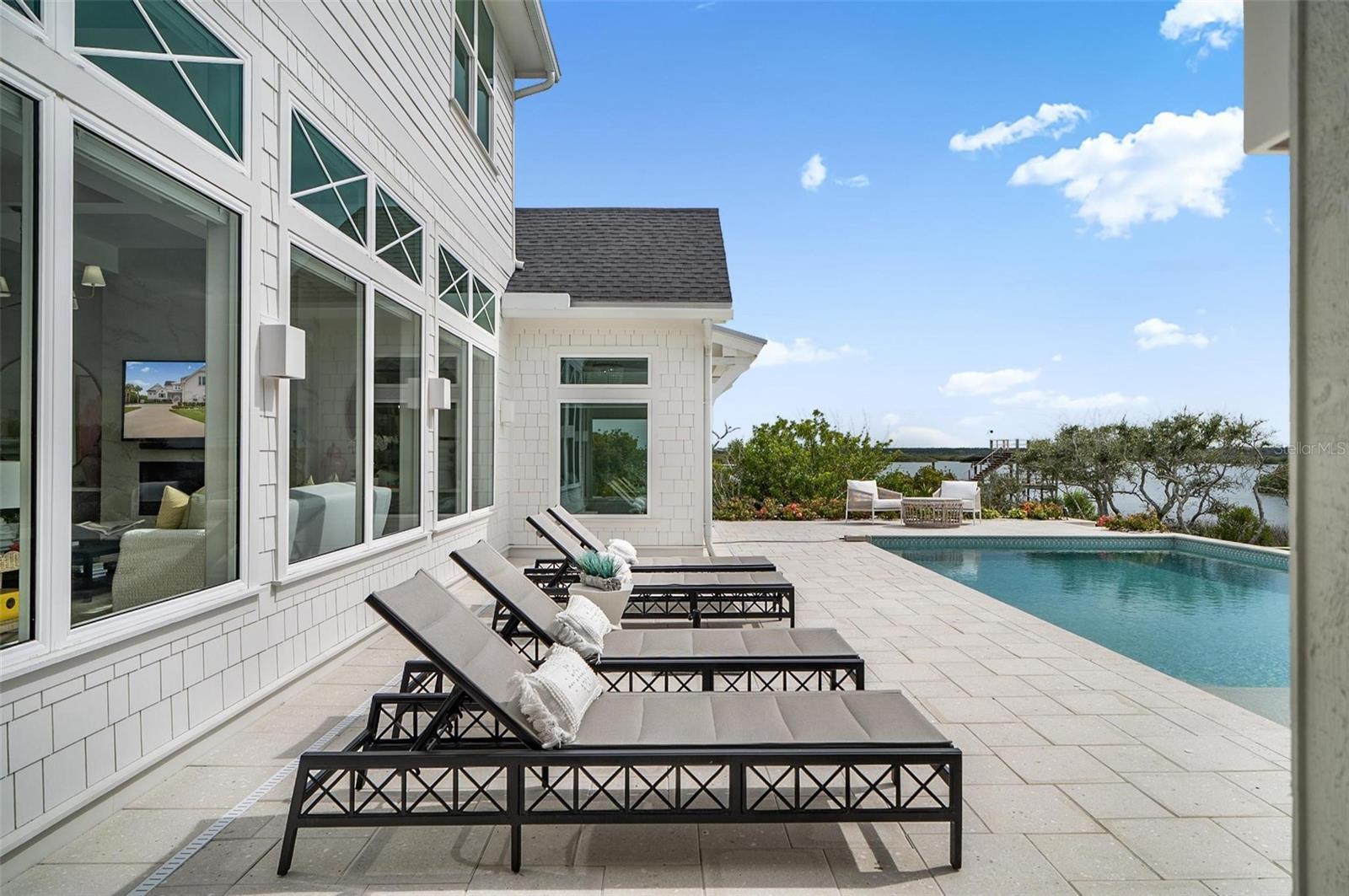 8065 A1a S Property Photo 53