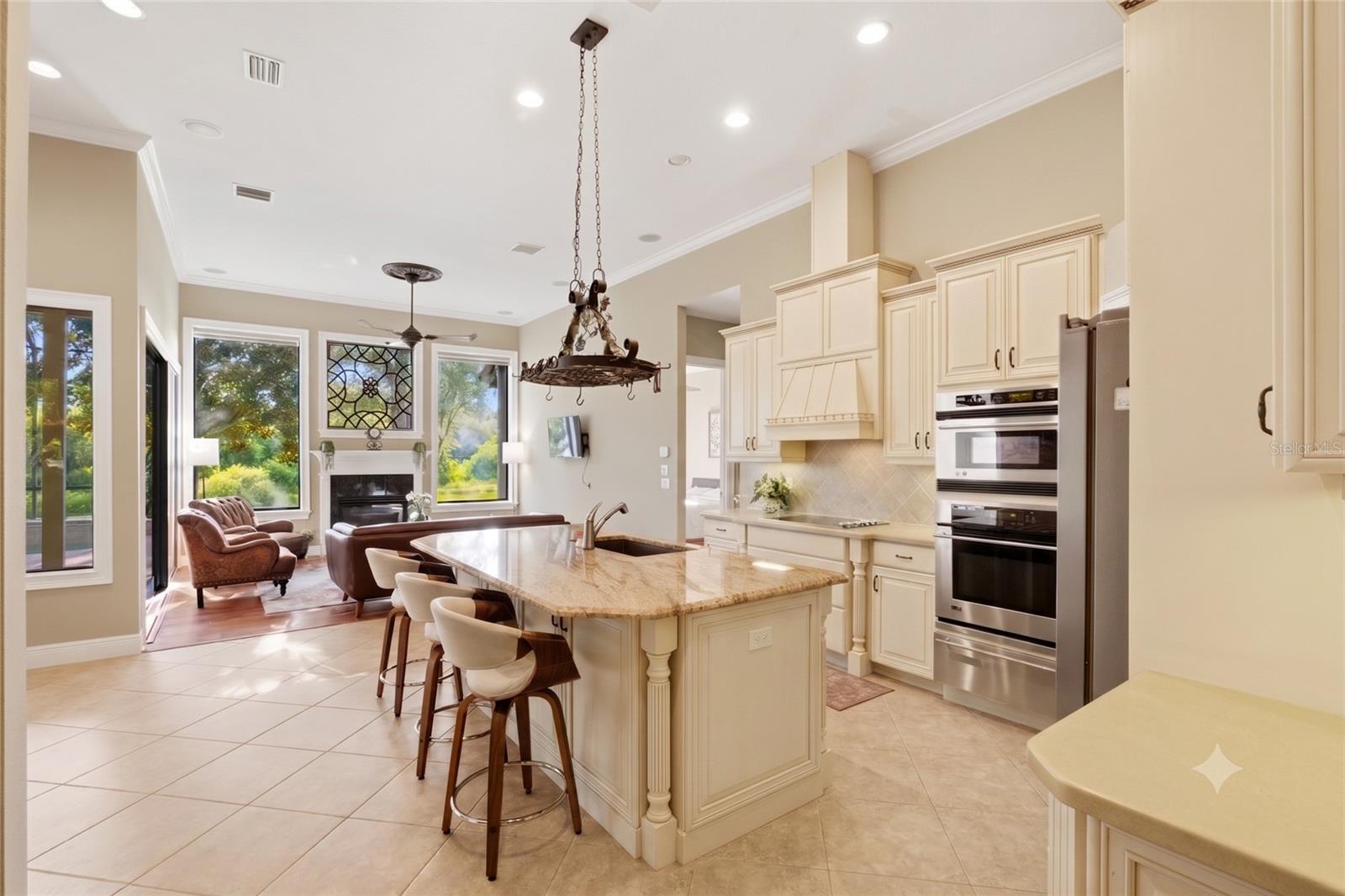 3 Flagship Ct Property Photo 13