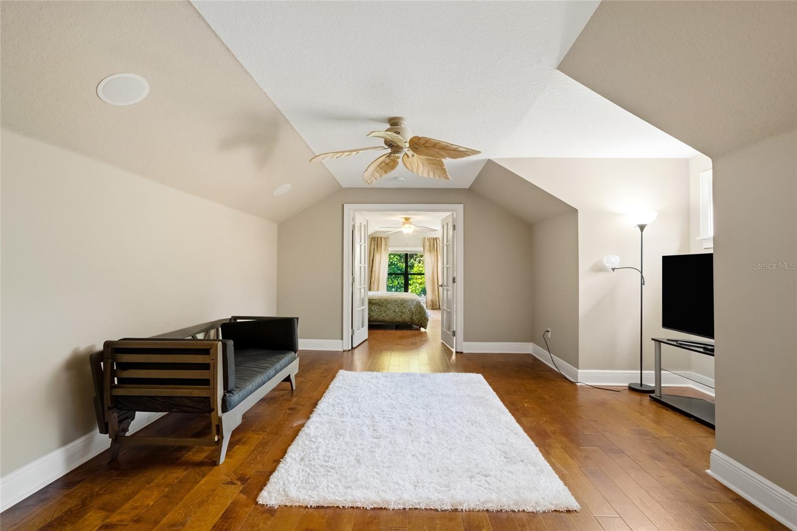 3 Flagship Ct Property Photo 36