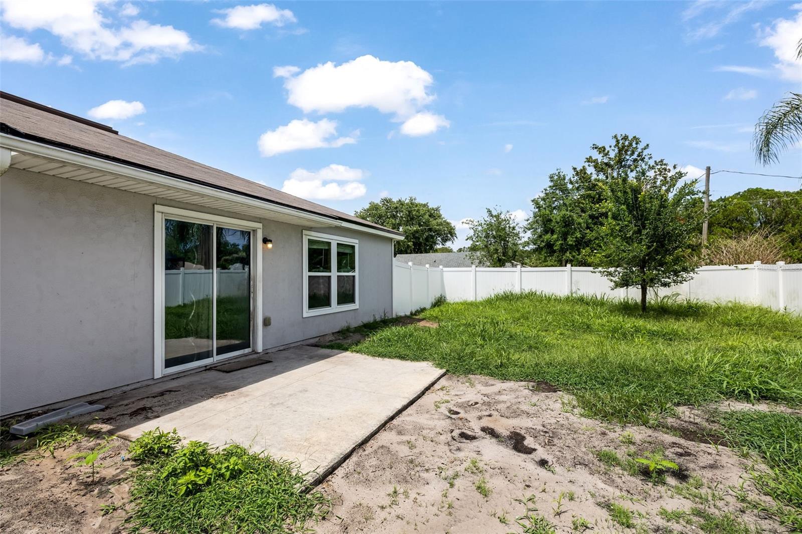 54 Patchogue Ln Property Photo 31