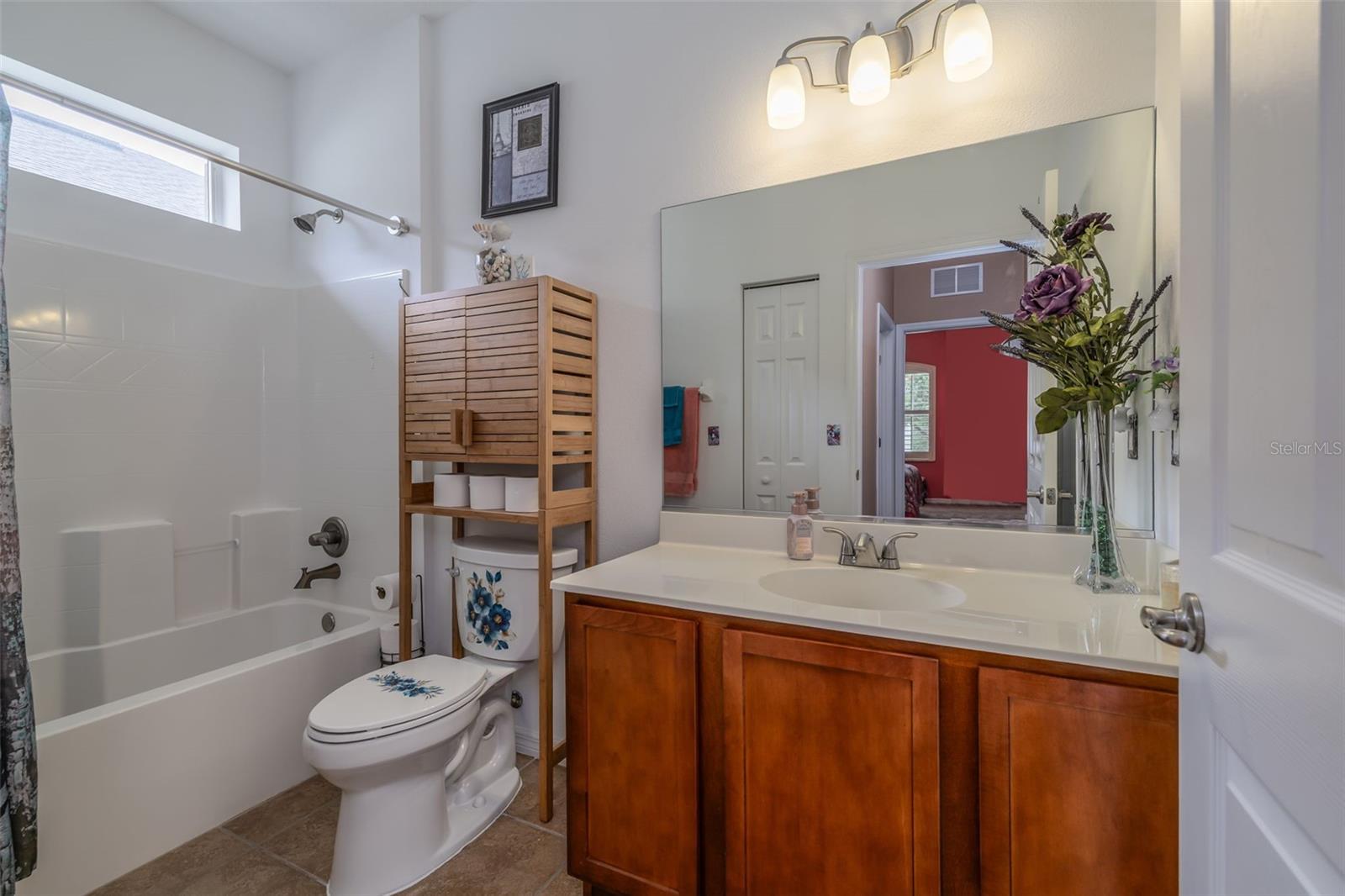 61 Raintree Cir Property Photo 20