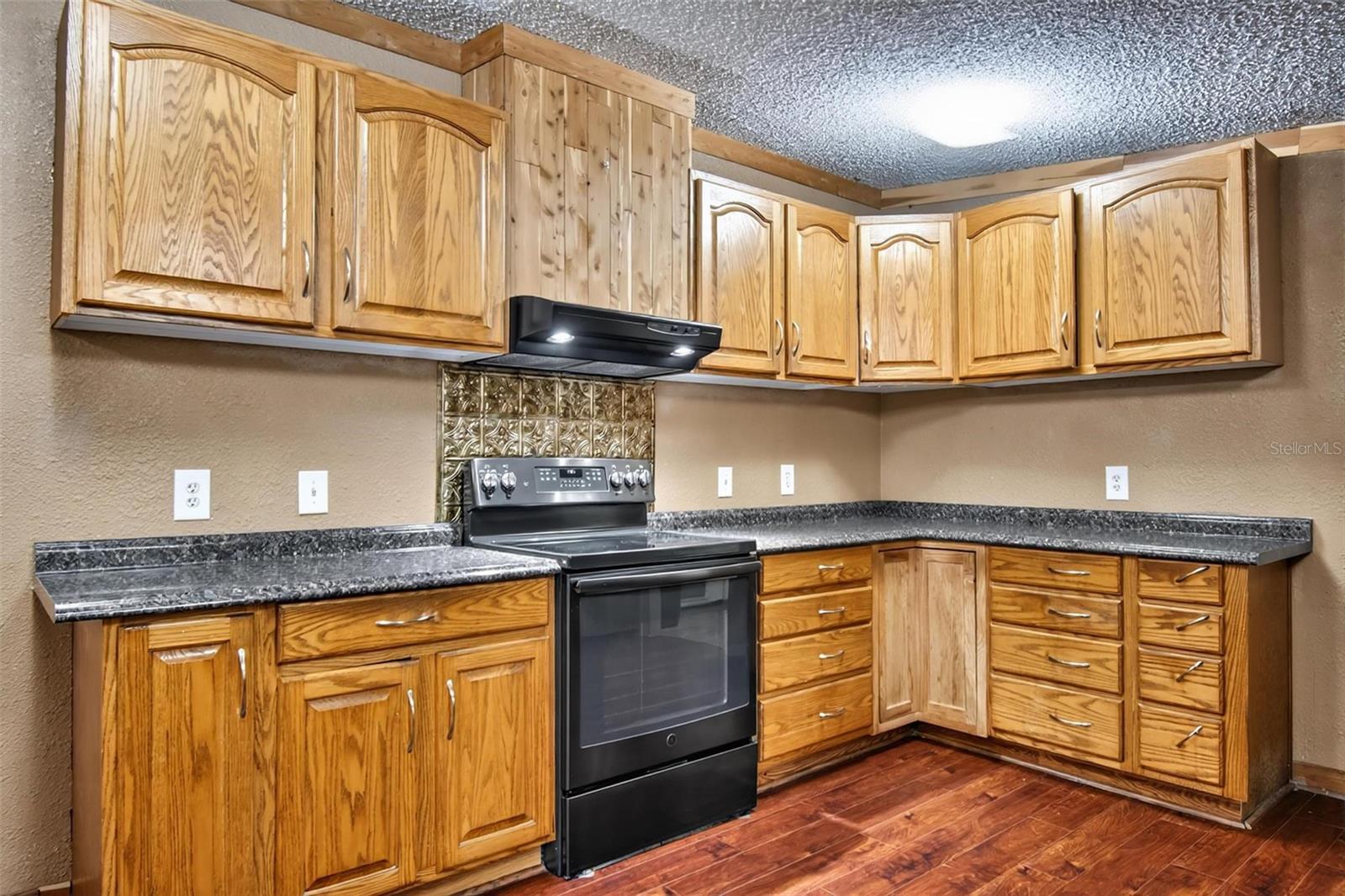 156 Kingfish Rd Property Photo 31