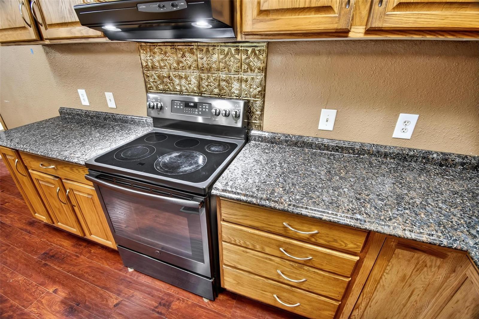 156 Kingfish Rd Property Photo 34