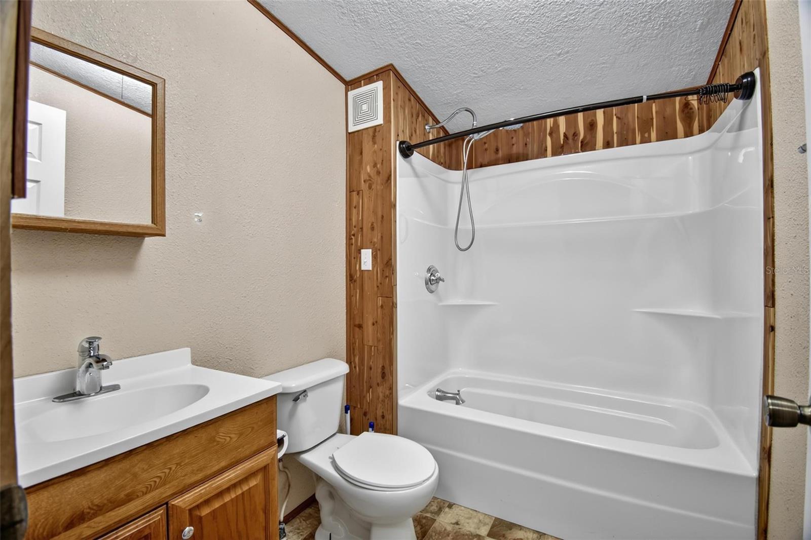 156 Kingfish Rd Property Photo 45
