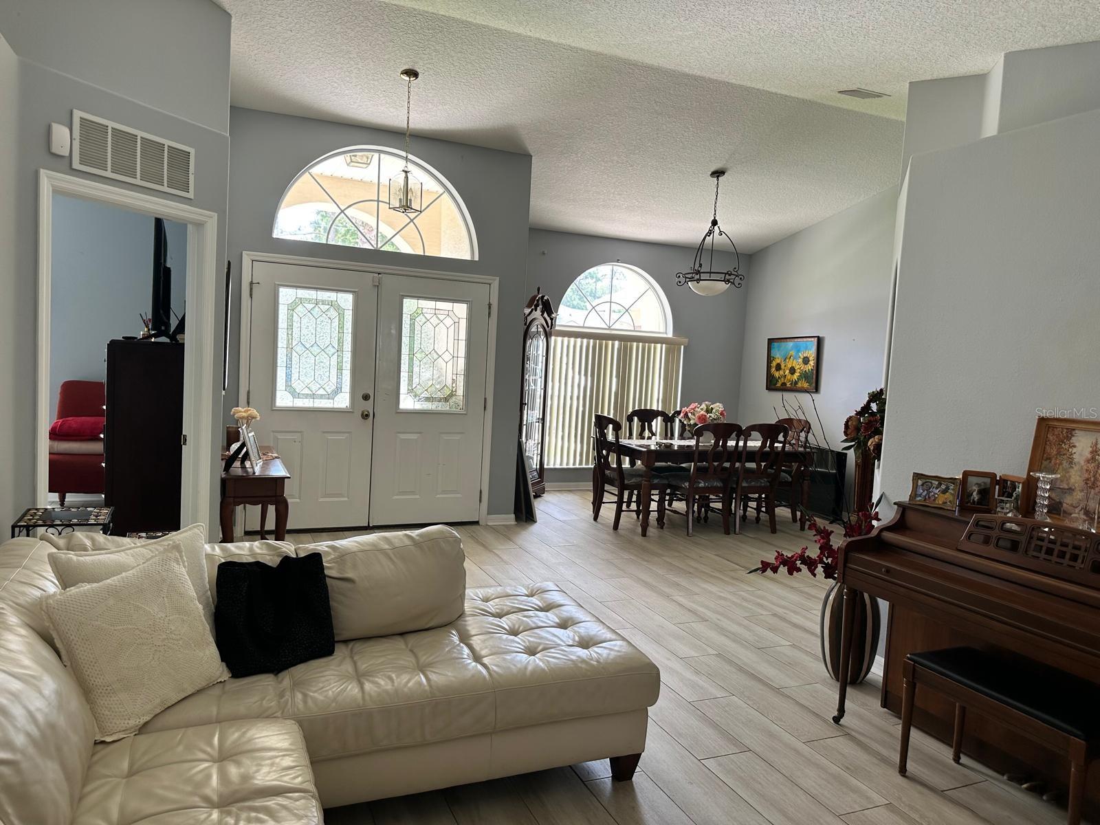 9 Ranber Pl Property Photo 11