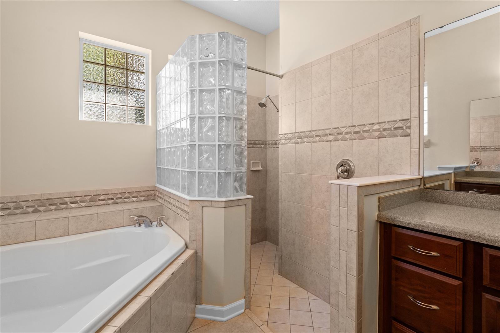 245 Worthington Pkwy Property Photo 15