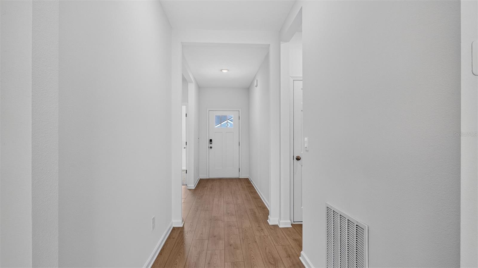 167 Springwood Dr Property Photo 4