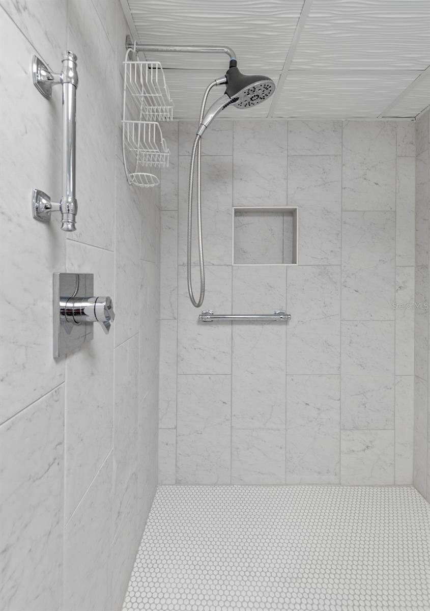 89 S Atlantic Ave #1002 Property Photo 43