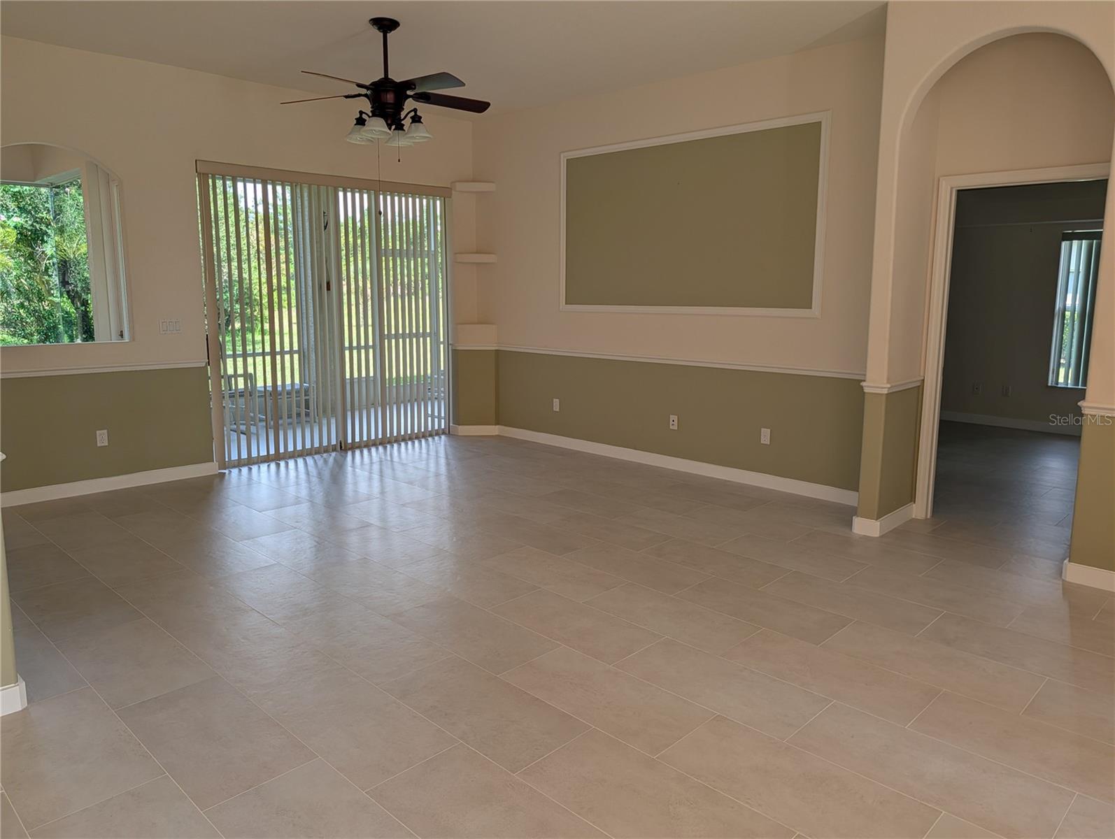 1315 Elli Cir Property Photo 11