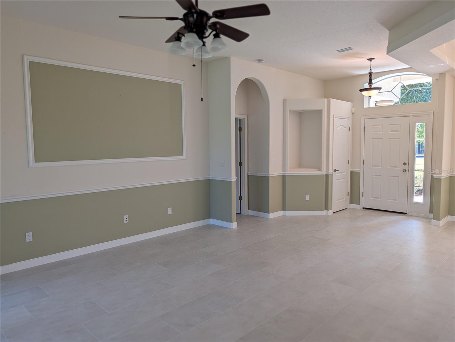 1315 Elli Cir Property Photo 12
