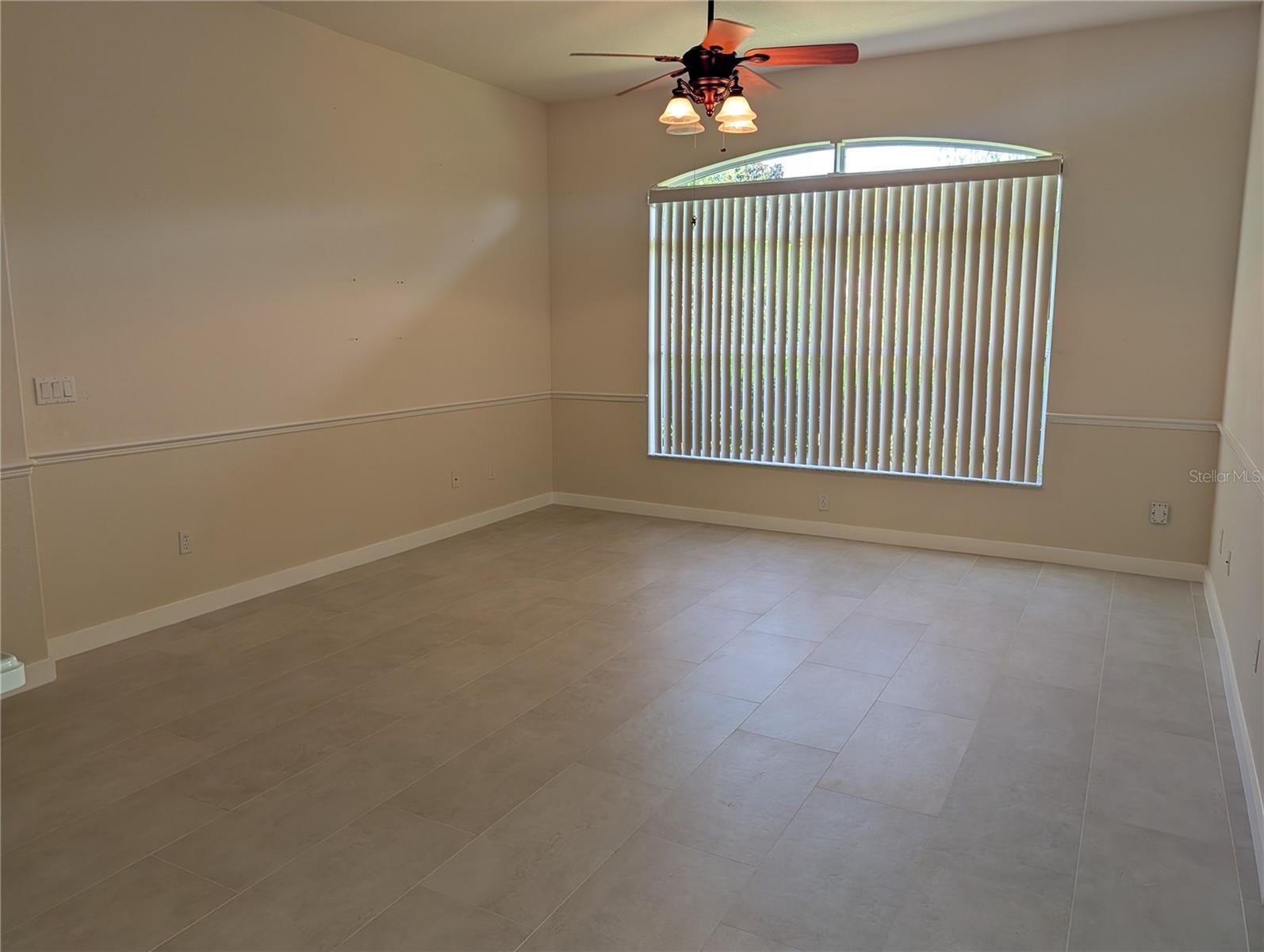 1315 Elli Cir Property Photo 15