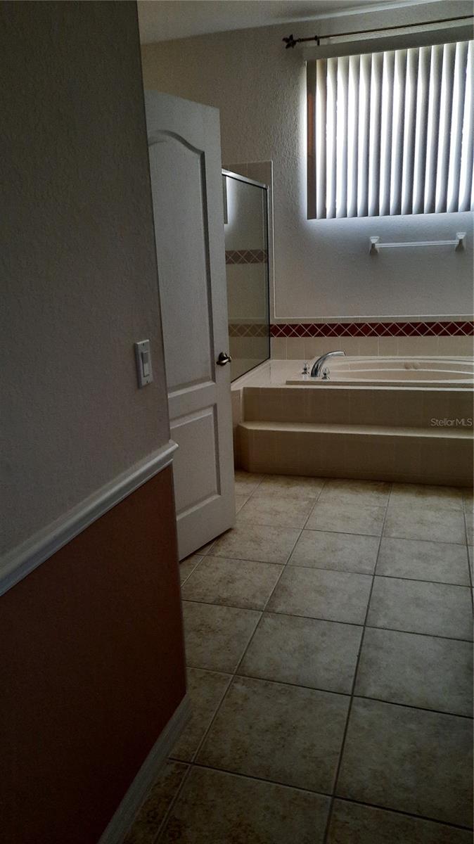 1315 Elli Cir Property Photo 22