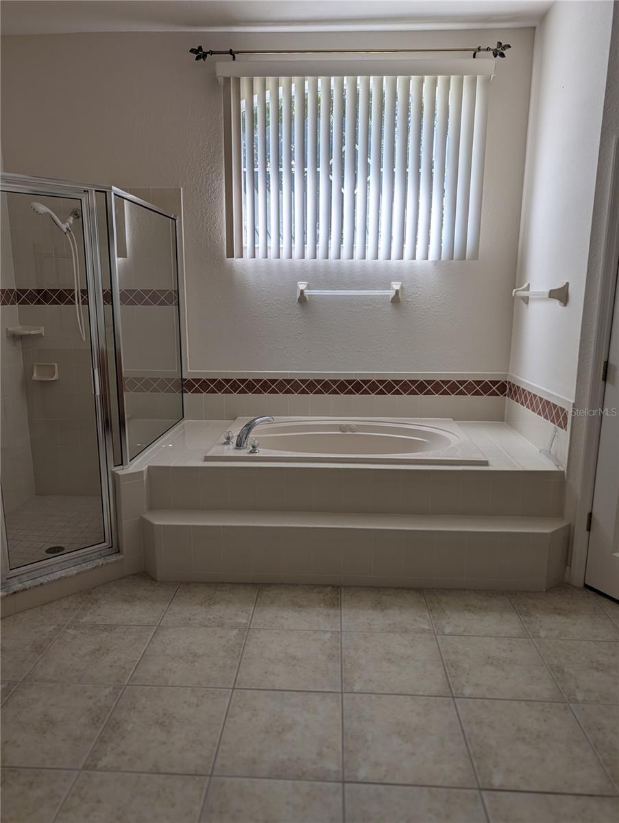1315 Elli Cir Property Photo 46