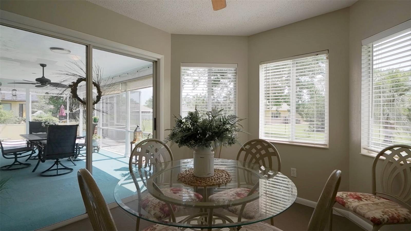 186 Westhampton Dr Property Photo 24