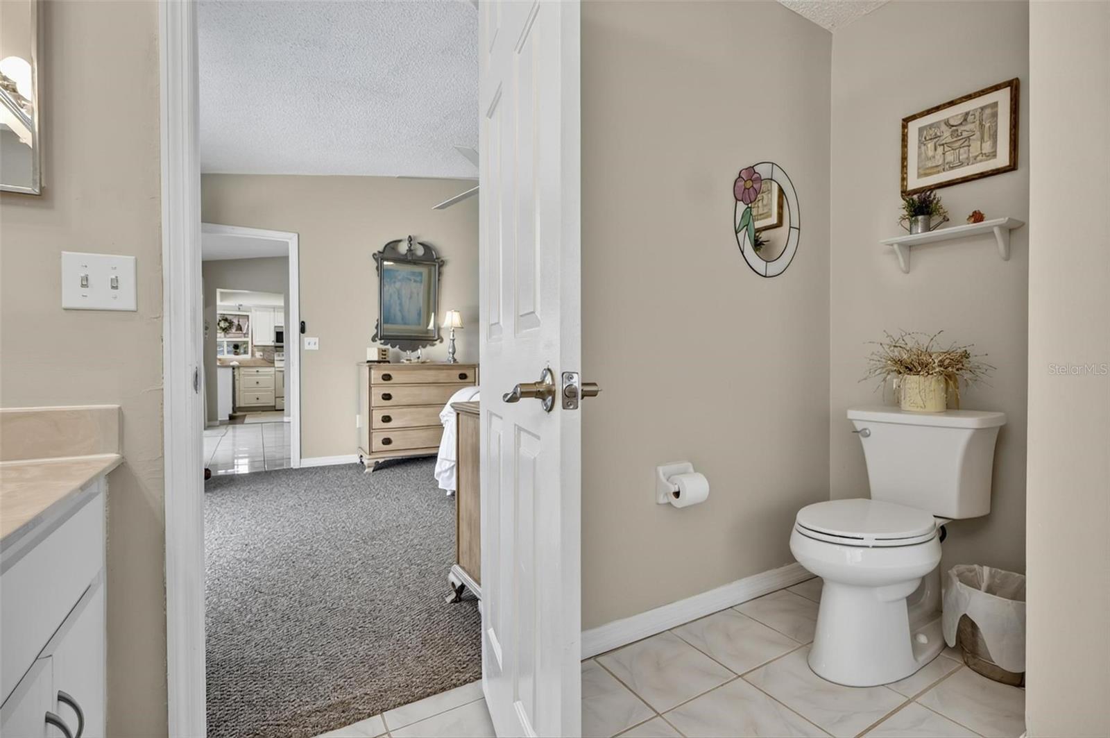 186 Westhampton Dr Property Photo 33